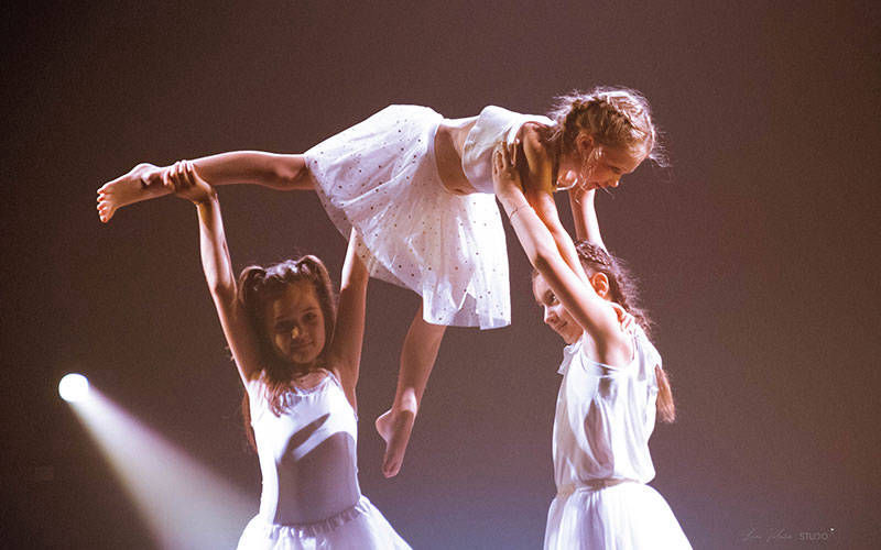 Mouvements ASBL / Il est grand temps de rallumer les étoiles!